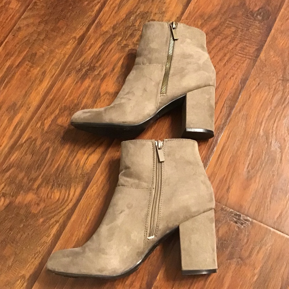 Heeled Booties - Picture 4 of 8